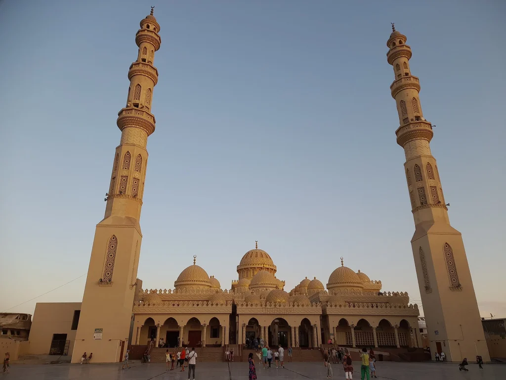 El Mina Mosque in Hurghada