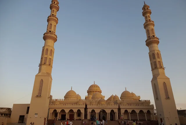El Mina Mosque in Hurghada